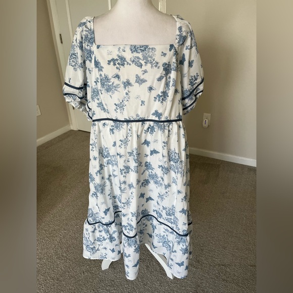 NWT Polagram White with Blue Butterflies and Flowers Mini Dress Size 2X and 3X - Picture 2 of 9